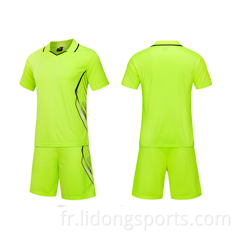 2021 Jersey de football Set Adults Soccer Wear Uniformes de jogging OEM personnalisés pour hommes